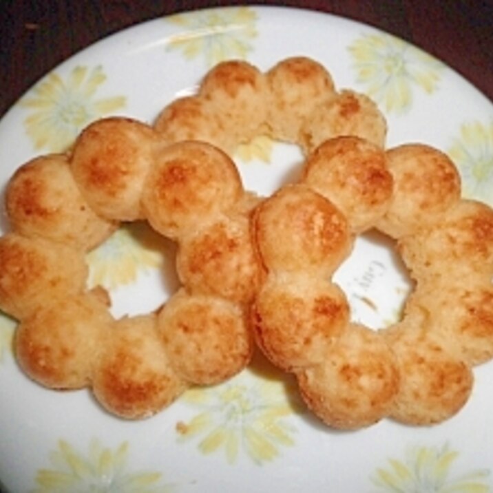 ホットケーキmixで簡単ポンデ型焼きドーナッツ レシピ 作り方 By Yumi1522 楽天レシピ ホットケーキmixで簡単ポンデ型焼きドーナッツ レシピ 作り方 By Yumi1522 楽天レシピ